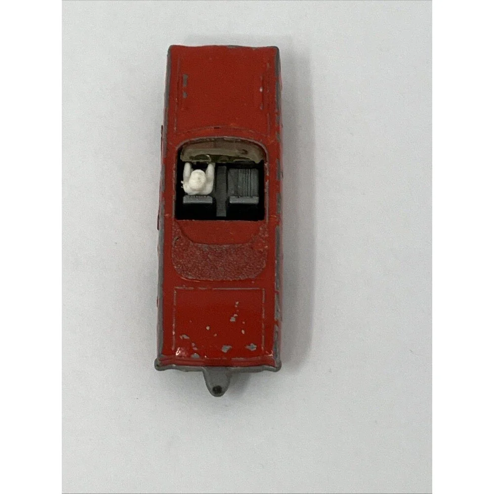 Lone Star Tuf Tots Red Dodge Dart with Driver 1 : 85 Scale England
